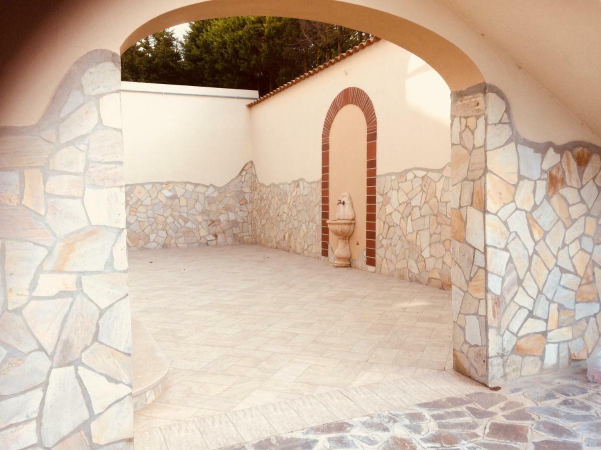 فيبو فالينتيا B&B "Croce Nivera" المظهر الخارجي الصورة